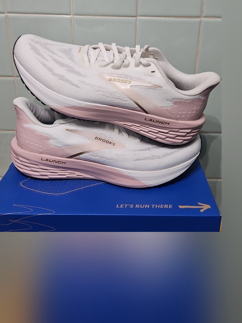 Brooks Launch Women's Running Shoes — White & Light Pink Size 11